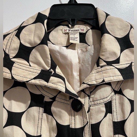 FOREVER Juniors Trenchcoat/ Jacket/ Coat - Picture 3 of 8